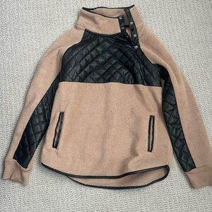 Abercrombie & Fitch Tan and Black Quilted Sherpa  Sweater